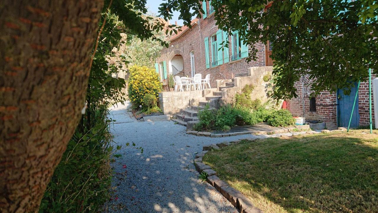 Les Chambres Du Relais Liettres Exterior photo