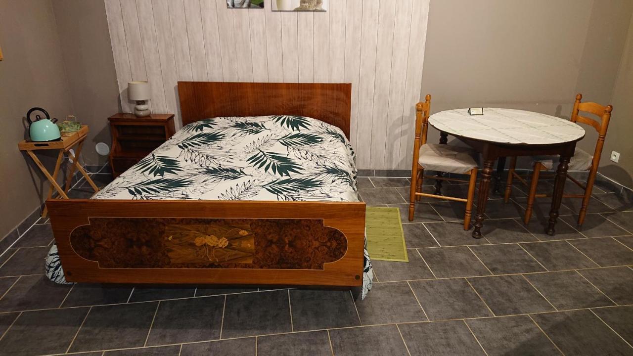Les Chambres Du Relais Liettres Exterior photo